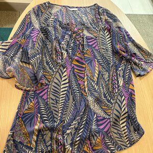 Hinge Leaf Print Blouse Medium 3/4 Bell Sleeves Tie Front Sheer 100% Polyester